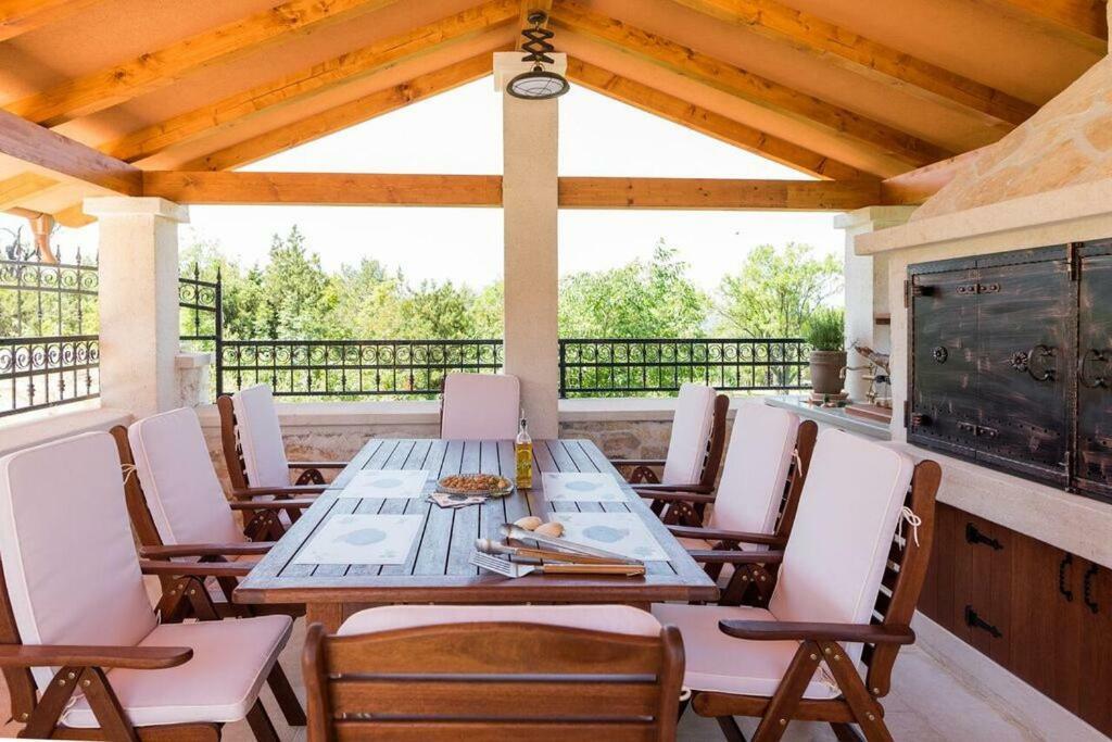 Villa Hirundo Rustica Skradin Exteriér fotografie