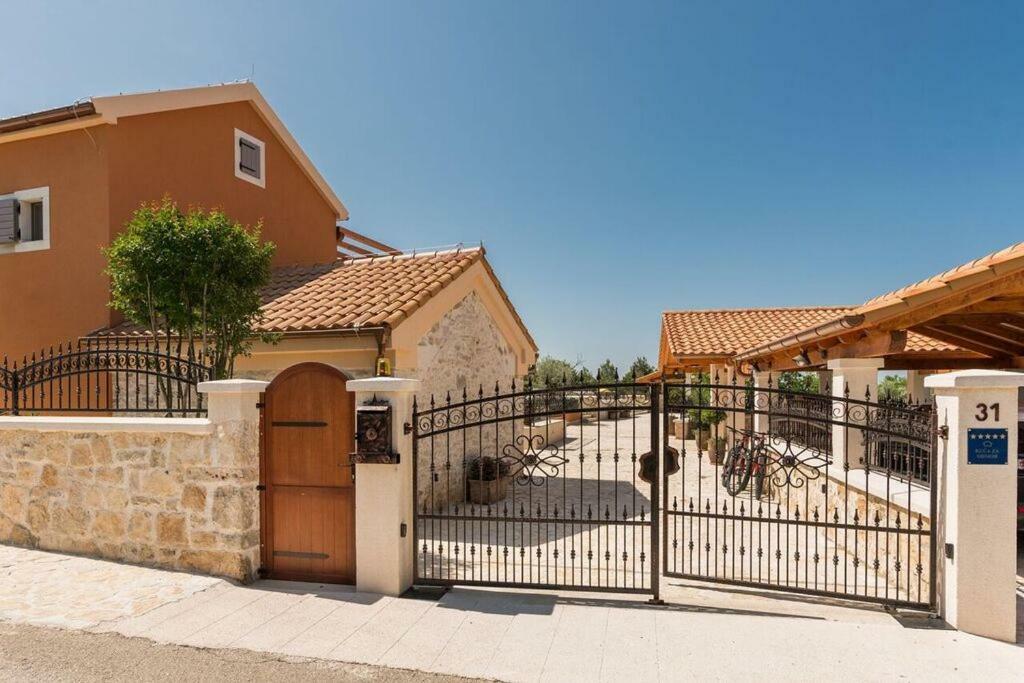 Villa Hirundo Rustica Skradin Exteriér fotografie